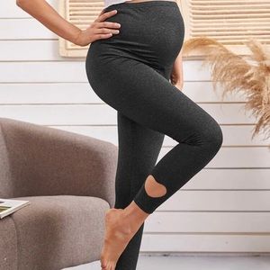 Maternity heart ankle leggings